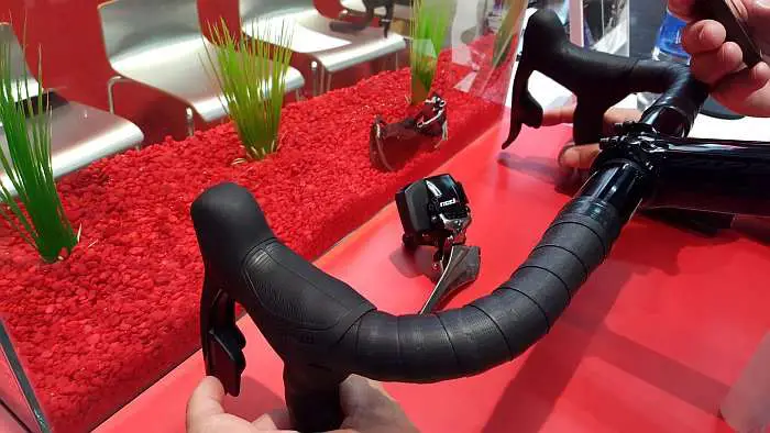SRAM RED ETap Fish Tank Test!