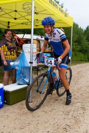 Photo by Virgil Cheung for Apex Race Photography.