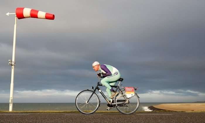 cycling in wind