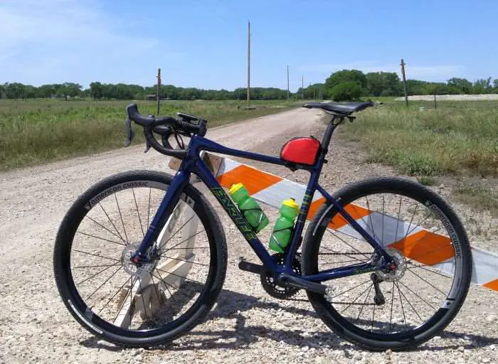40mm gravel tires