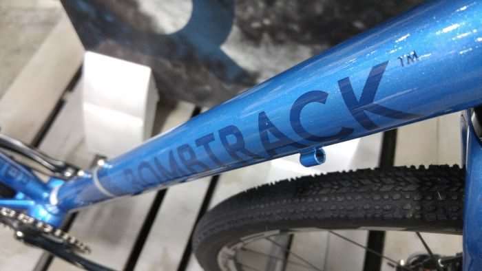 bombtrackhook2016-22