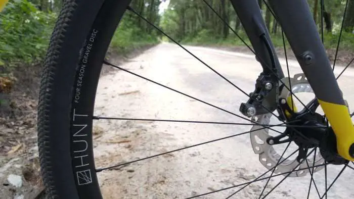 hunt 4 season gravel disc wheelset