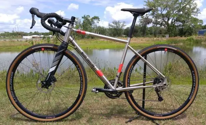 Review: Wilier Triestina Jaroon - A Modern Steel Gravel Bike - Gravel Cyclist: The Gravel 