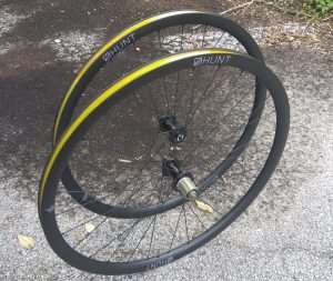 Hunt 30Carbon Gravel Disc Wheelset Review and Weight
