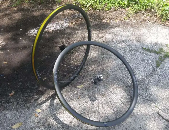 Hunt 30Carbon Gravel Disc Wheelset Review and Weight