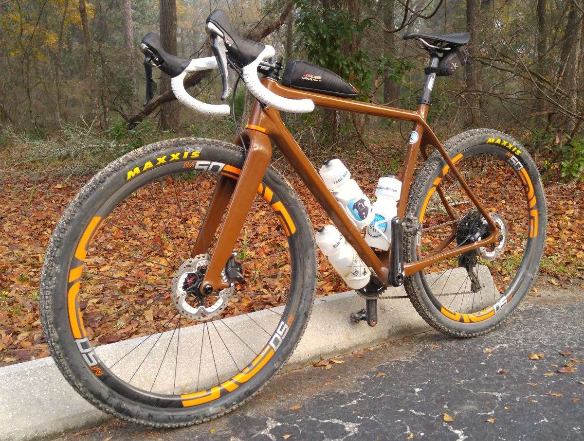 650b x 2.1 tires