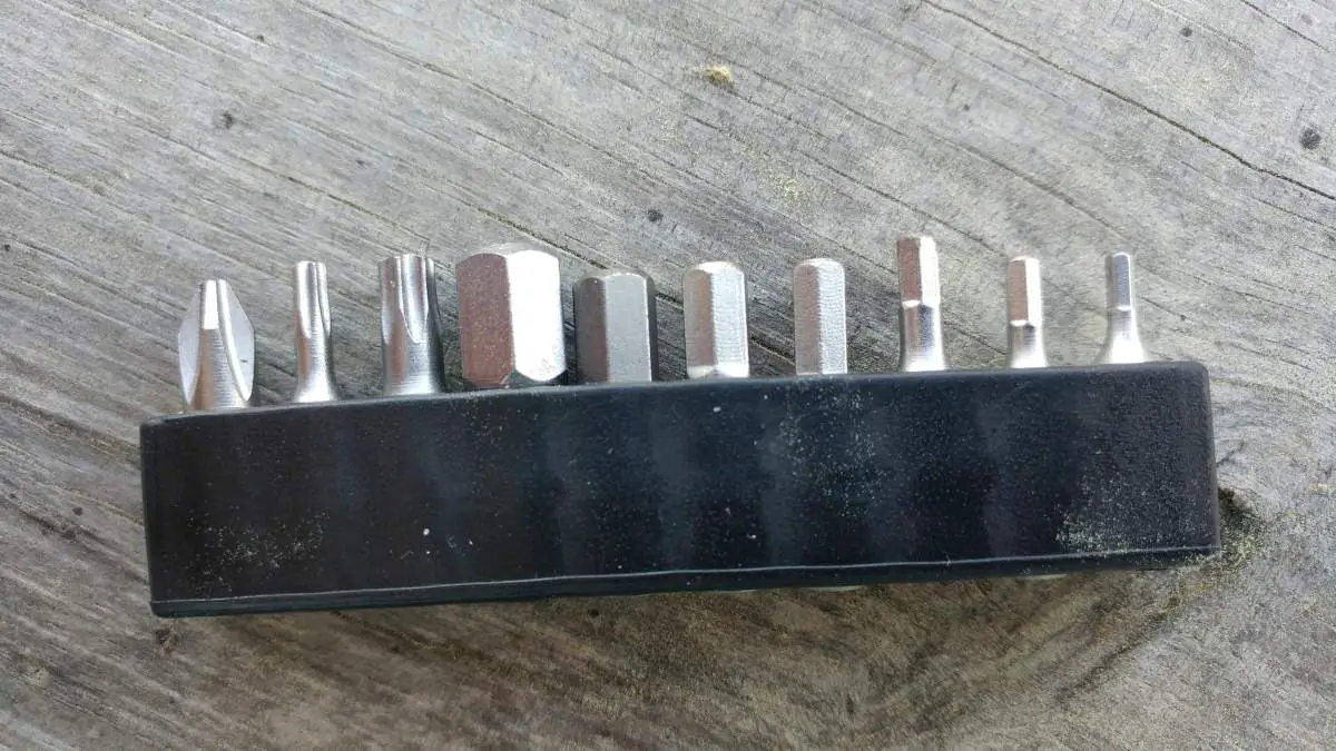 Review SPURCYCLE Titanium MultiTool Gravel Cyclist The Gravel