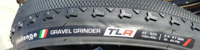 Feature: Challenge Tubeless Gravel Tire and… Prototype 700c x 40mm Tubular Gravel Tire – Sea Otter 2018