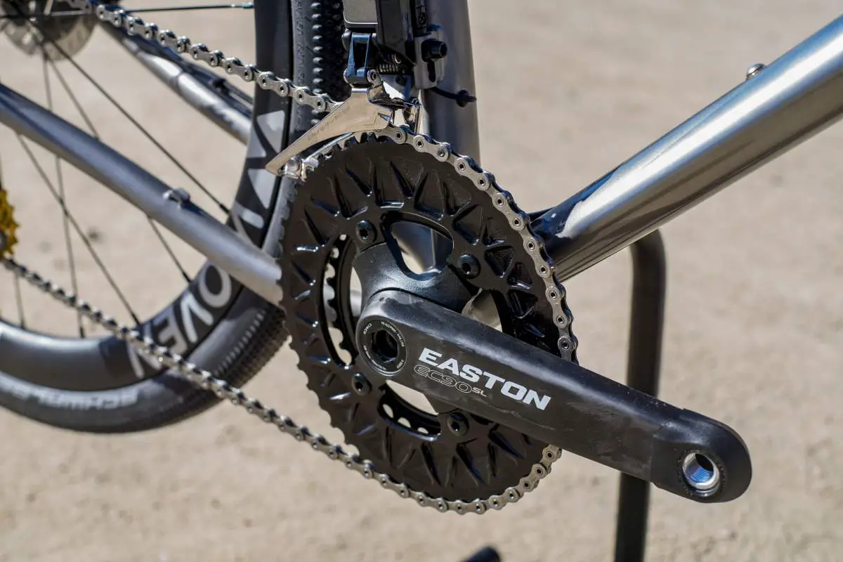 Feature Custom TLab X3 Titanium AllTerrain Bike with absoluteBLACK Chainrings and More Sea