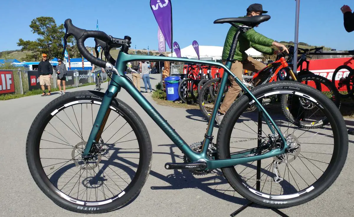 feature: diamondback haanjo carbon exp adventure b