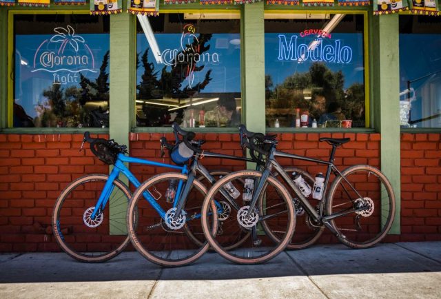 cannondale topstone gravel bike