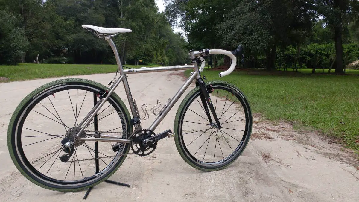 panaracer gravel king road bike tyre