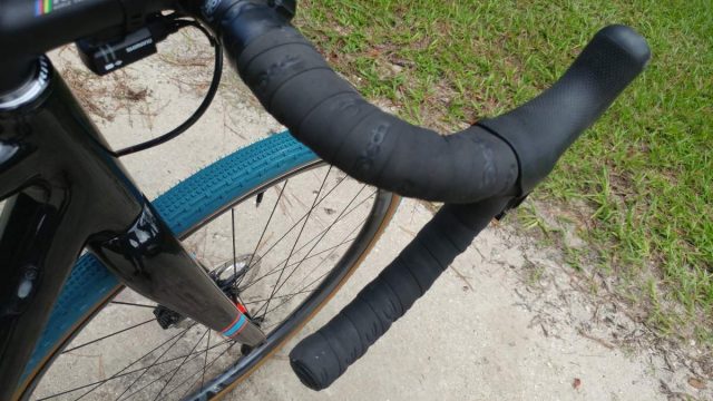panaracer gravelking colored tires