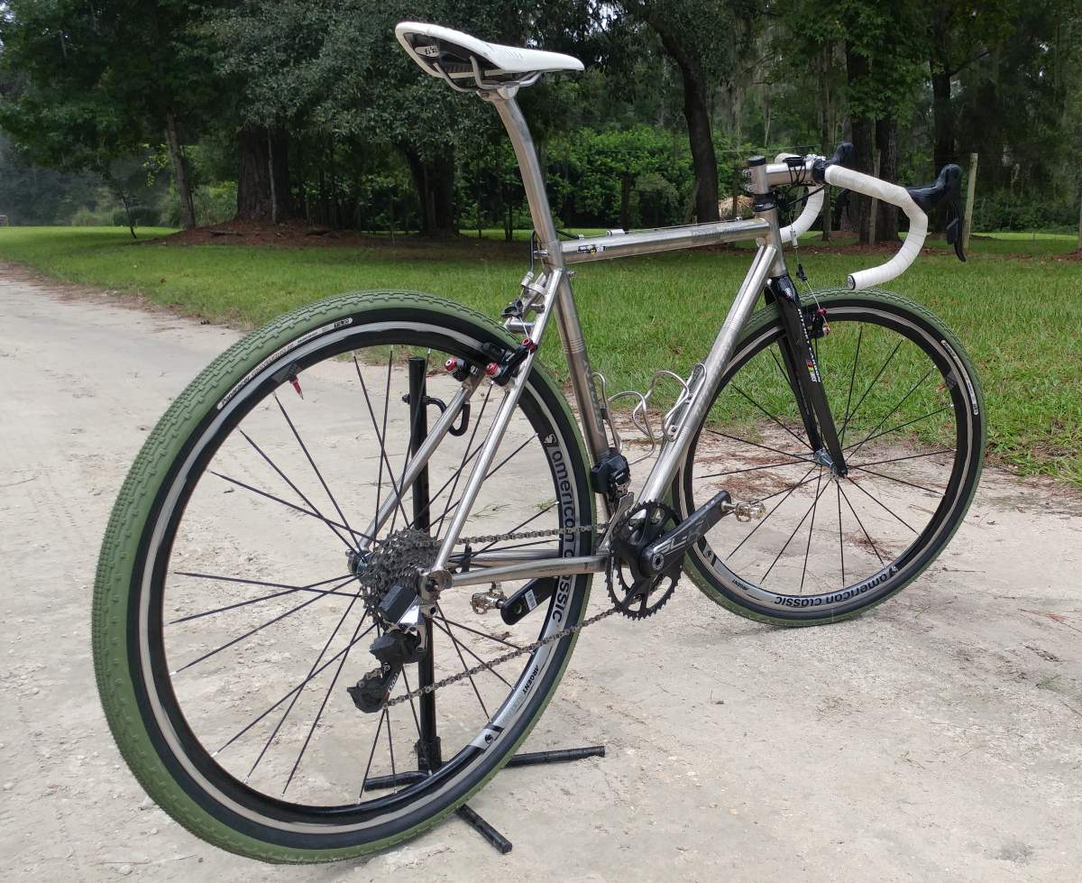 The Colorful Panaracer GravelKing SK Tubeless Tyres (Tires) Fitted on