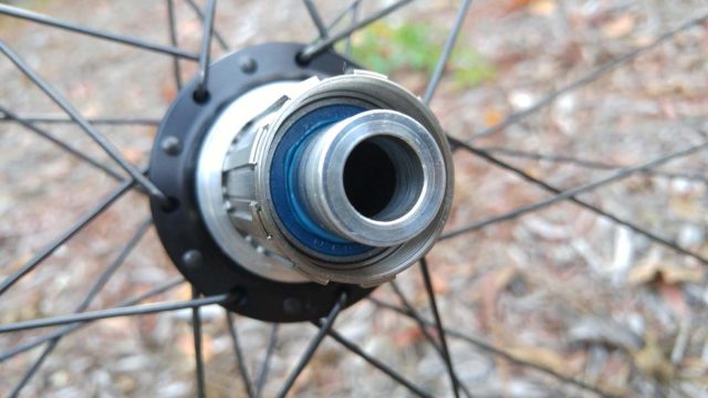 atom composites cx38 wheelset