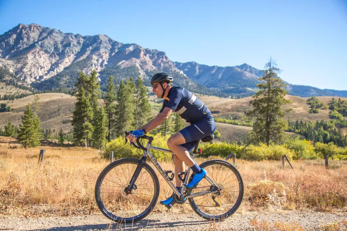 light gravel bike