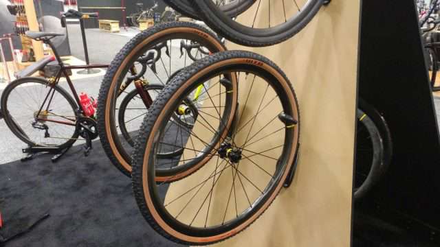 mavic carbon gravel wheels