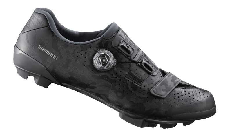 running shoes with rock plate
