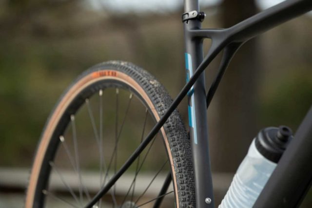 2019 gt grade gravel bike