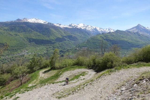 pyrenees gravel cycling