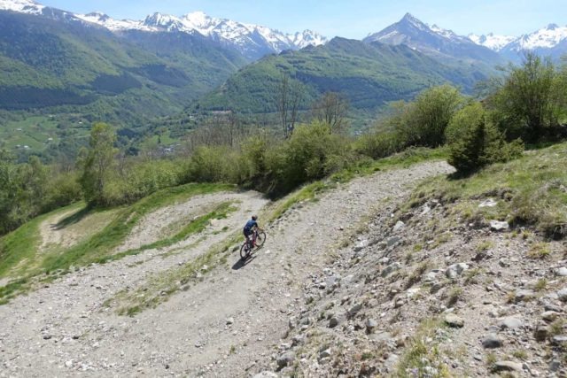 pyrenees gravel cycling