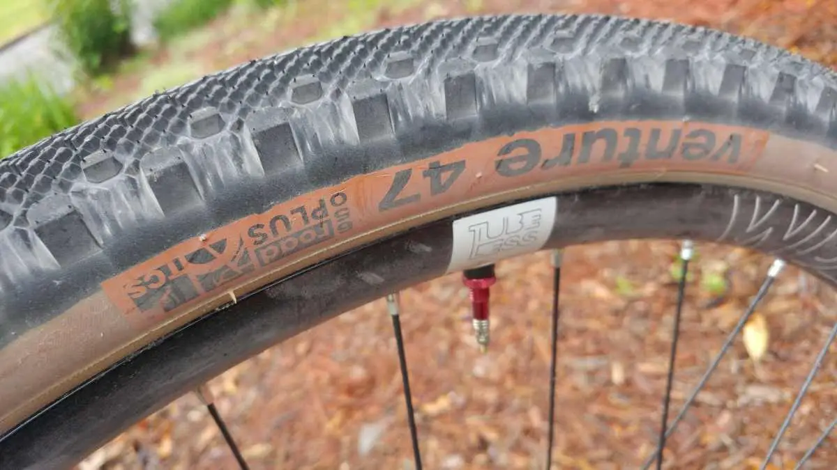 700c 47mm tire