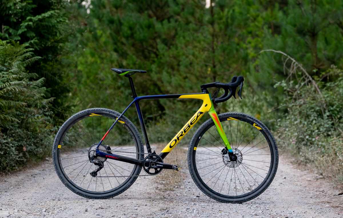 2020 orbea terra gravel bike