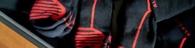 follow hollow alpaca socks