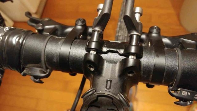 f3 cycling computer mounts