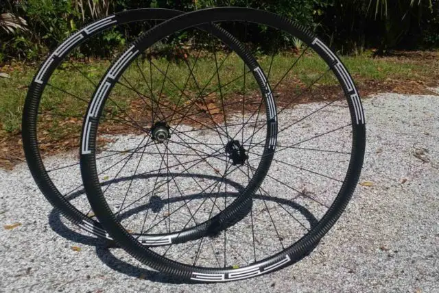 fse filament spin evolution wheelset review g28 32x gravel