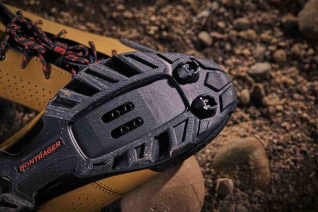 bontrager gr2 gravel shoe