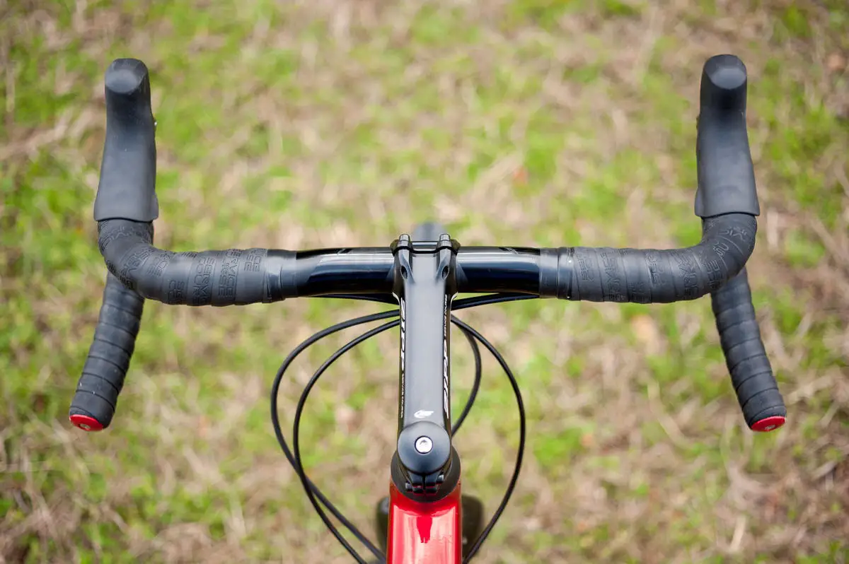 Zipp Service Course SL70 XPLR Handlebar Long Term Review by Tom Roth
