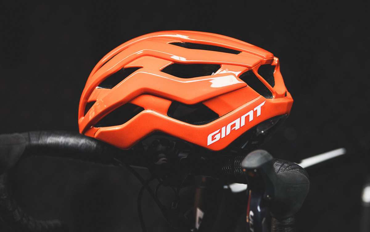 Giant unveils High-Performance Rev Pro MIPS Helmet for Road, Gravel