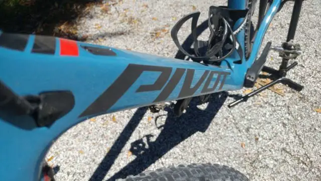 pivot vault gravel bike review