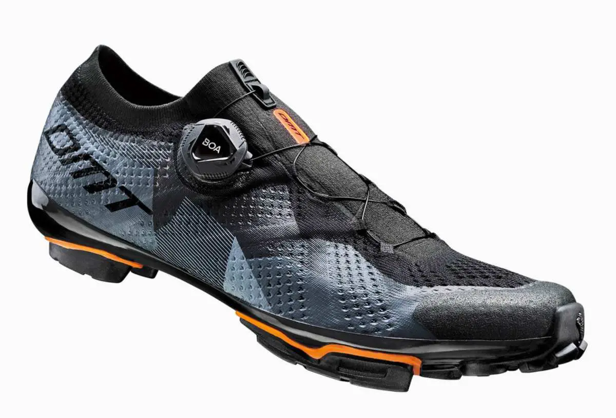 Review DMT KM1 Gravel / Mountain Bike Shoes Carbon Soles meet 3D
