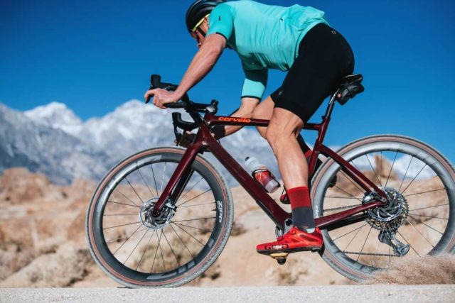 Zipp 303 S Tubeless Disc-Brake Wheelset Review
