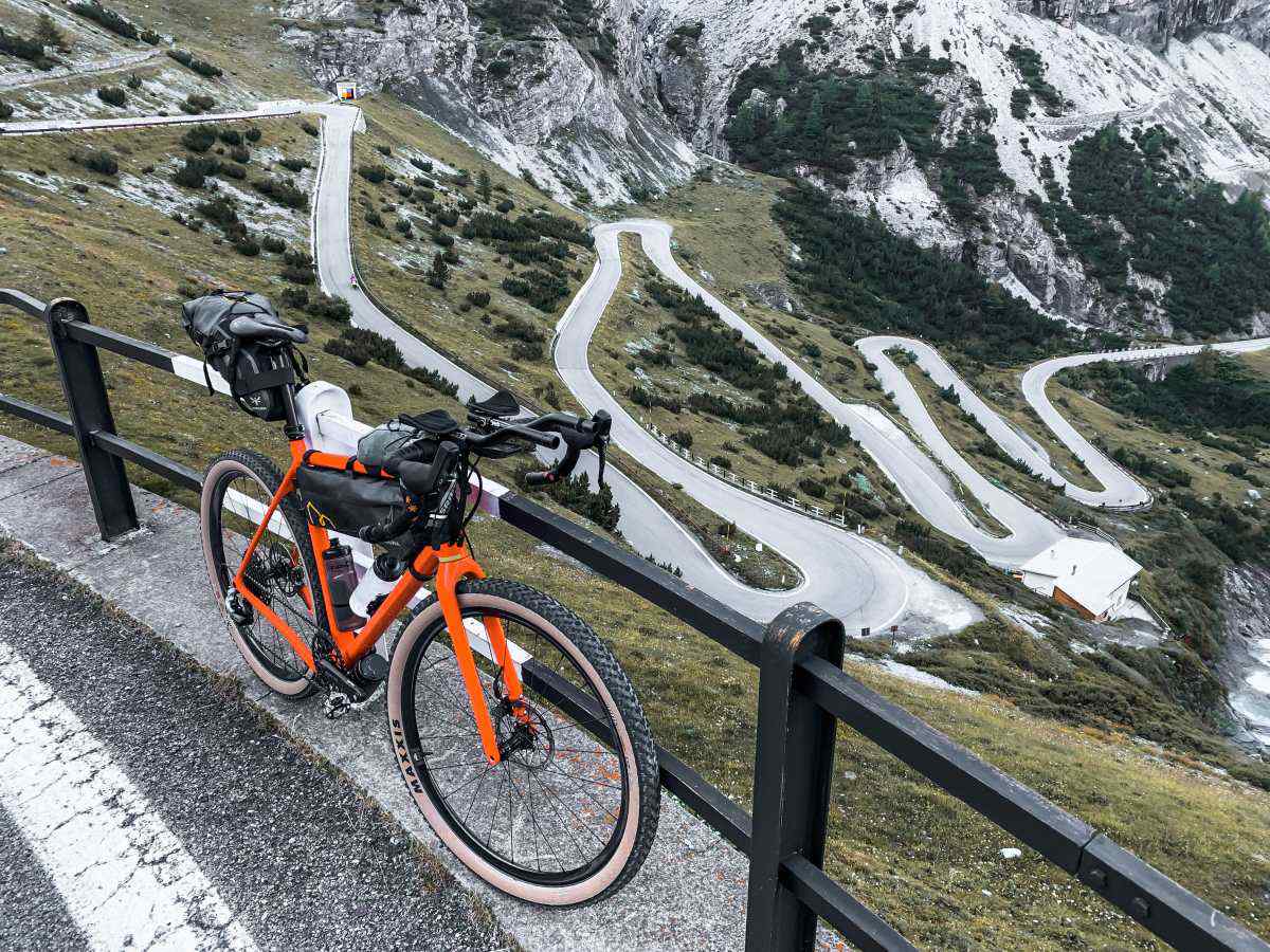 stelvio pass gravel cycling