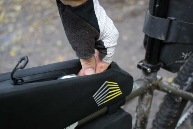 apidura racing long top tube pack review