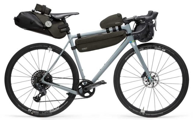 brooks scape travel bags