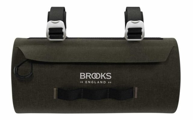 brooks scape travel bags