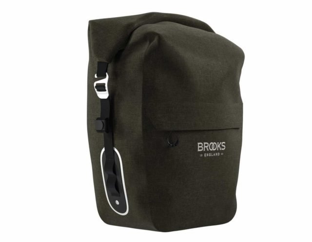brooks scape travel bags