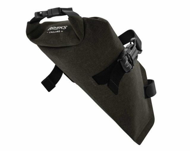 brooks scape travel bags