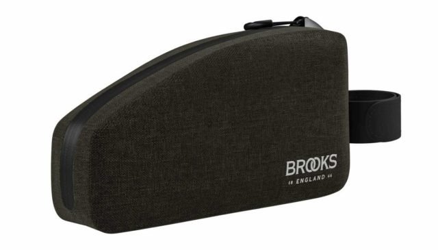 brooks scape travel bags