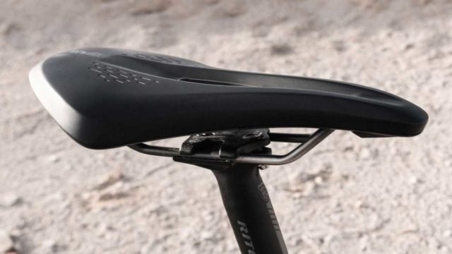 fizik terra argo gravel saddle review