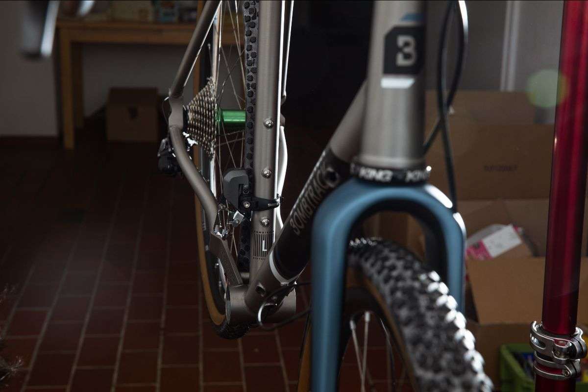 bombtrack hook ext ti review