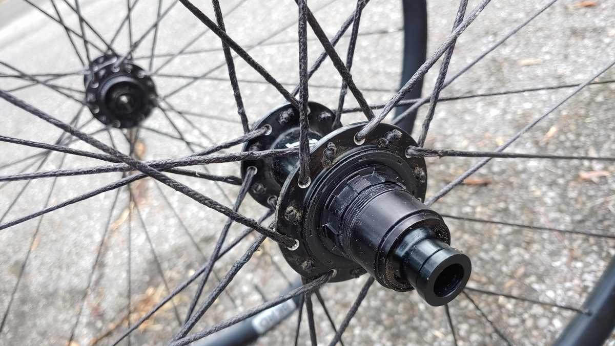 atomik berd spokes algr29 aluminum performance gravel wheels