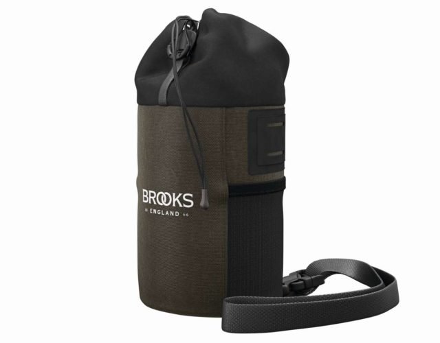 Brooks England Scape Feed Pouch review
