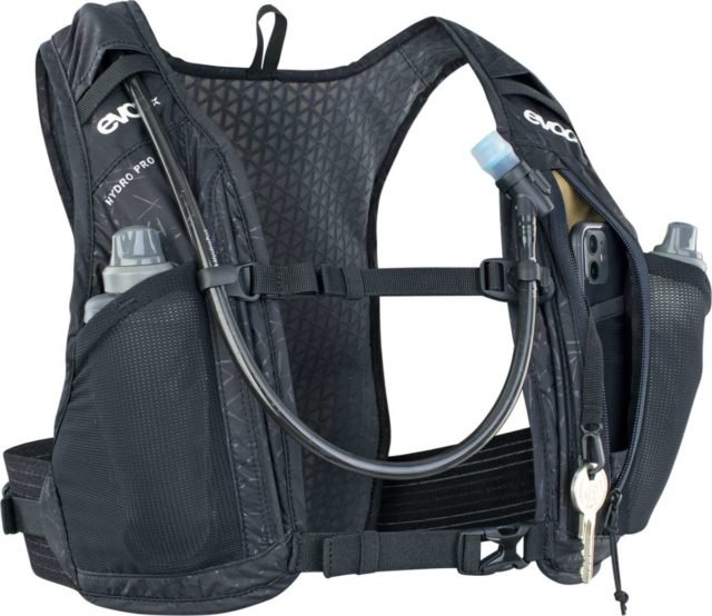 evoc hydro pro hydration pack review