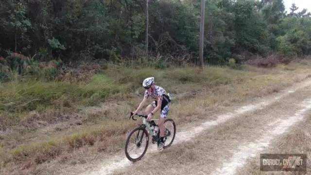 pirelli cinturato gravel m tire review