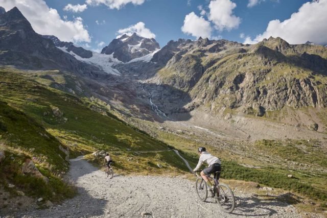 gravel tour du mont blanc 2022